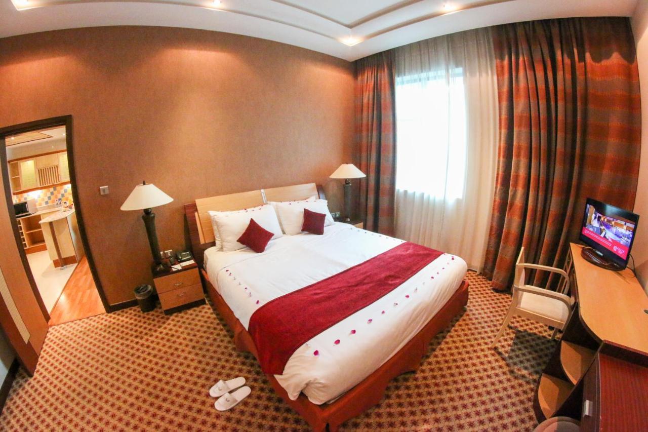 City Center Hotel Manama Extérieur photo