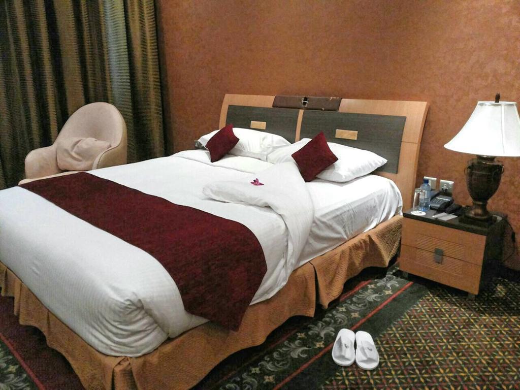 City Center Hotel Manama Extérieur photo